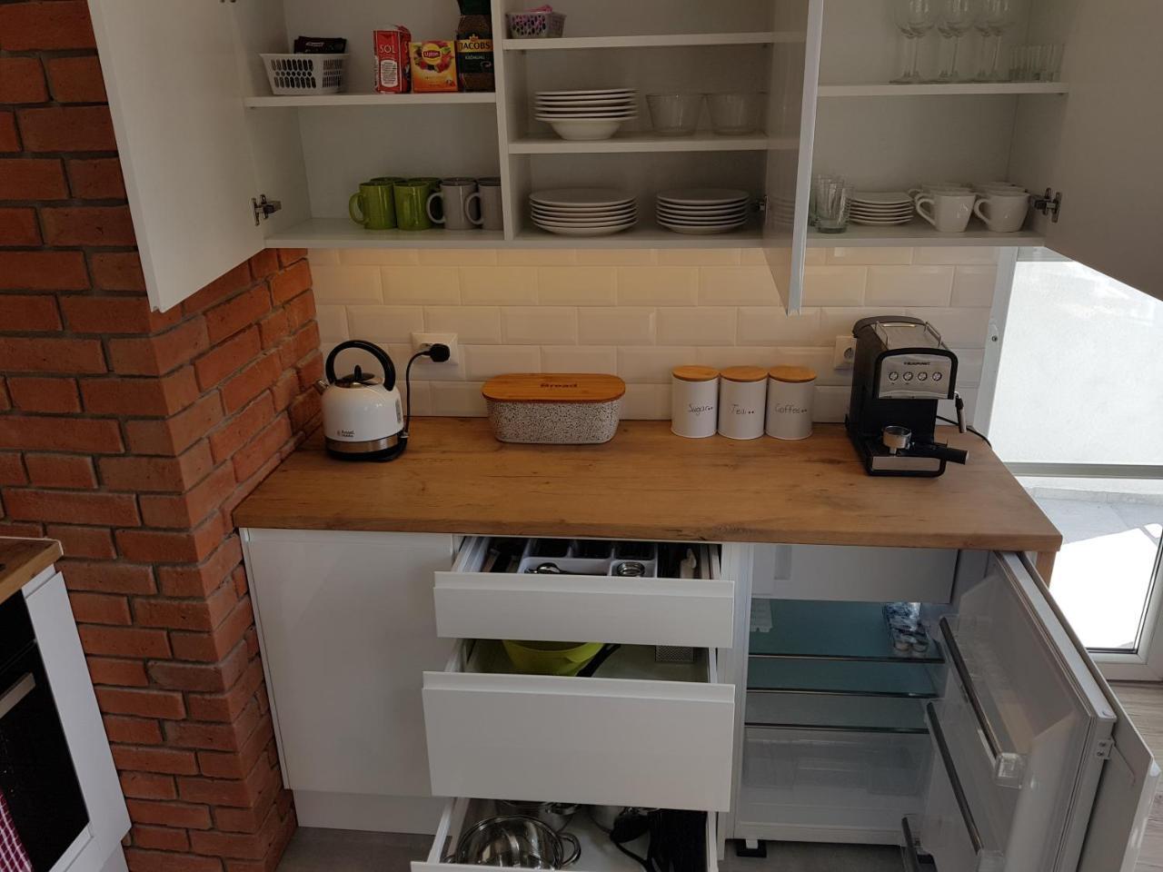 Pod Jasna Gora Apartament 23 Częstochowa Exterior foto